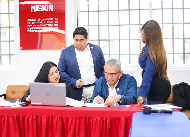 Universidad del Istmo atiende fiscalización de la CTDA para la Maestría en Administración de Empresas con énfasis en Gerencia de Empresas Agropecuarias