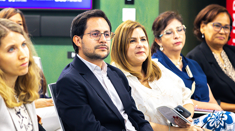 UNIVERSIDAD DEL ISTMO LANZA LA TERCERA EDICIÓN DEL DIPLOMADO EN LIDERAZGO SOSTENIBLE PARA EL DESARROLLO