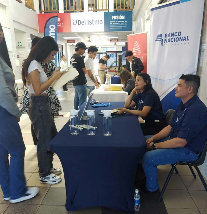 ​​​​Conectamos talento con oportunidades: Feria de Empleabilidad U del Istmo 2025