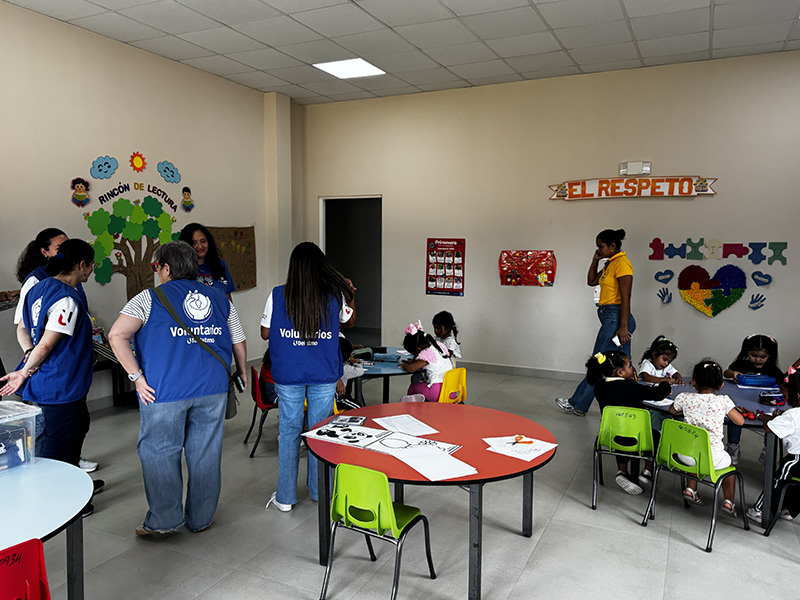 Universidad del Istmo fortalece la lectura en la primera infancia por el Día de las Buenas Acciones 2026