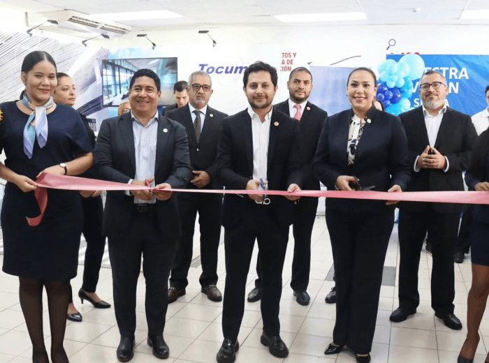 EXPO AEROLINES UNIVERSIDAD DEL ISTMO