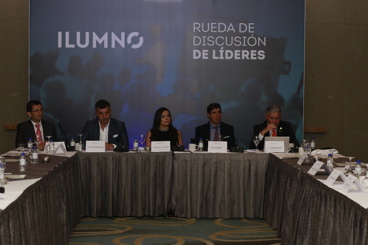 EN EL SUMMIT ILUMNO 2018